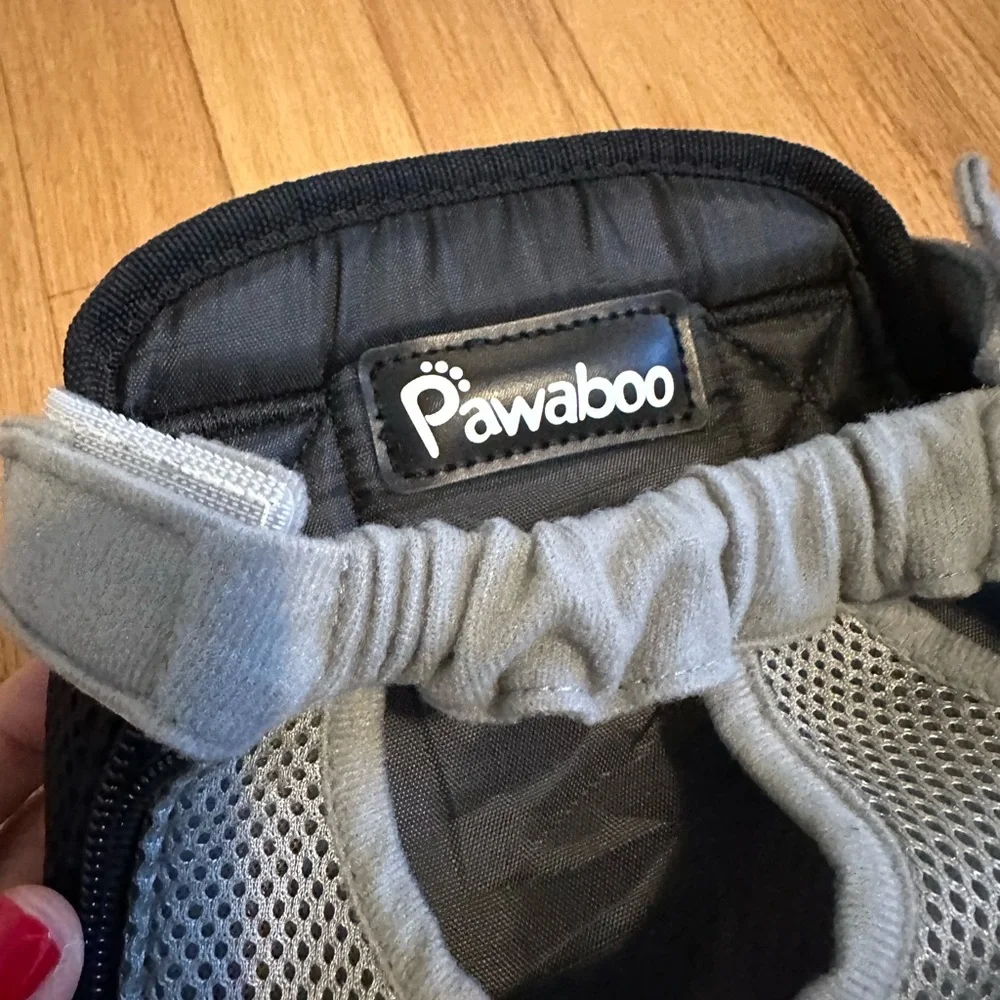 NWOT Pawaboo Pet Carrier Backpack, Adjustable Pet Front Cat Dog Carrier Small